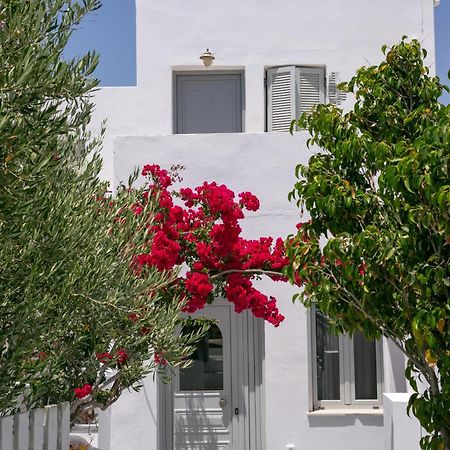 Sensia Luxury Apartment With Hot Tub Oia  Exterior foto